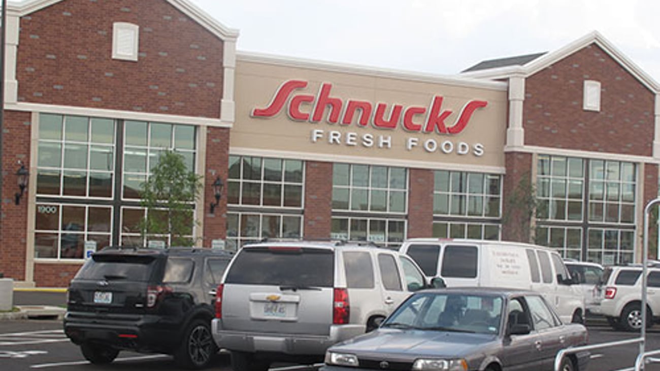 Schnucks storefront.