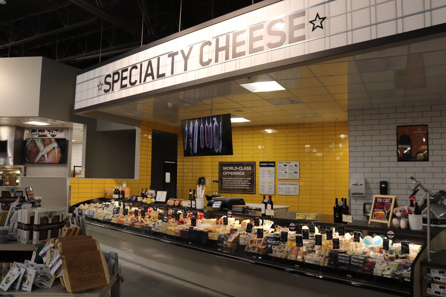 hy-vee gretna specialty cheese