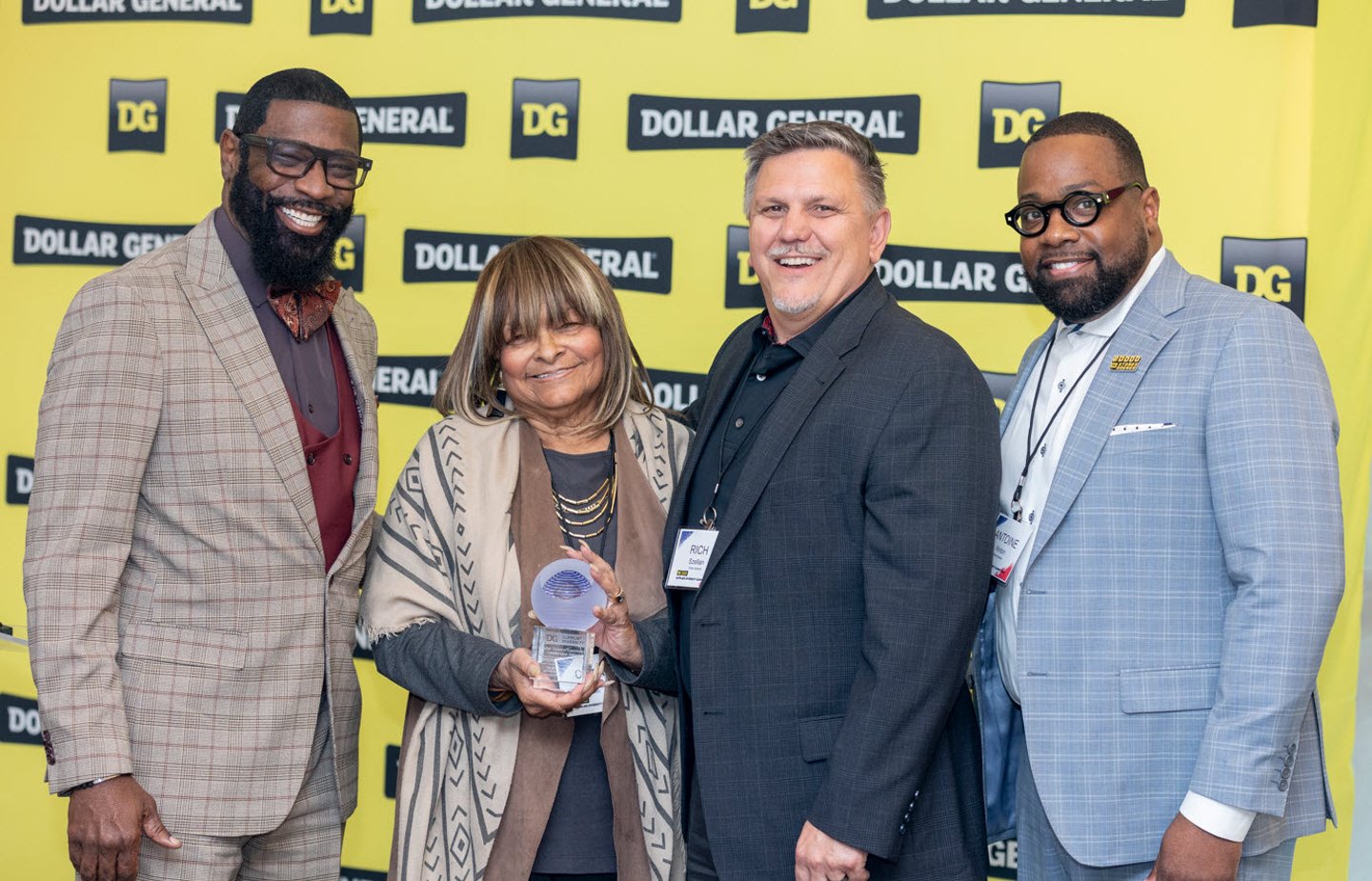 dollar general awards