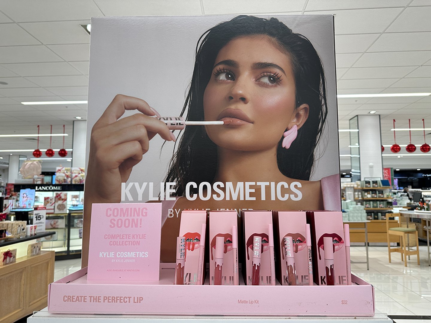 kylie cosmetics web