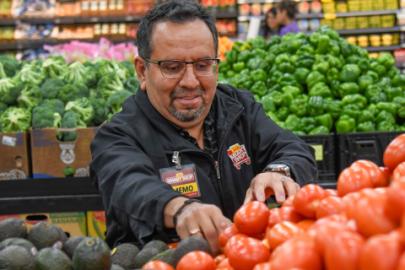 Joe V’s Smart Shop by H-E-B 