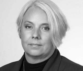 christine-baeder-head-shot