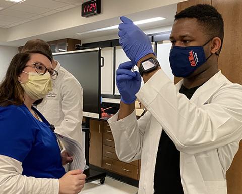 Students at the University of Mississippi School of Pharmacy Students at the University of Mississippi School of Pharmacy