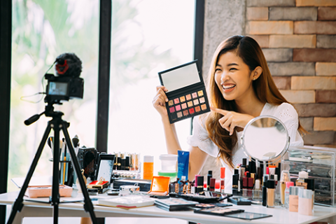 beauty social media web