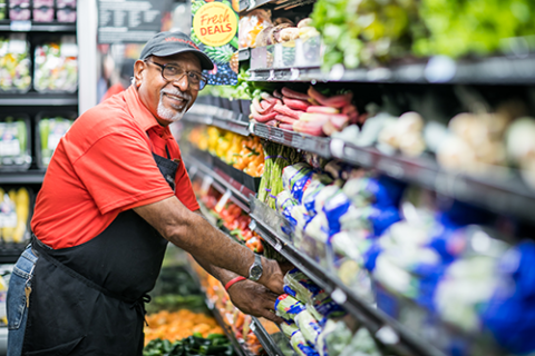 southeastern grocers winn-dixie employee